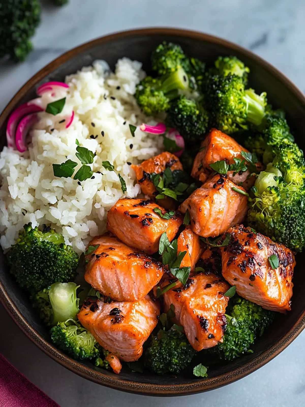 Salmon Bite Bowl with Broccoli